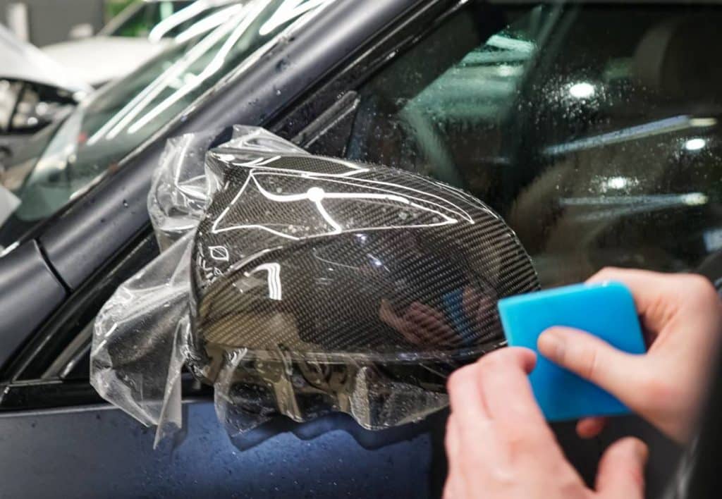 Comment entretenir et nettoyer une voiture avec un film PPF ?