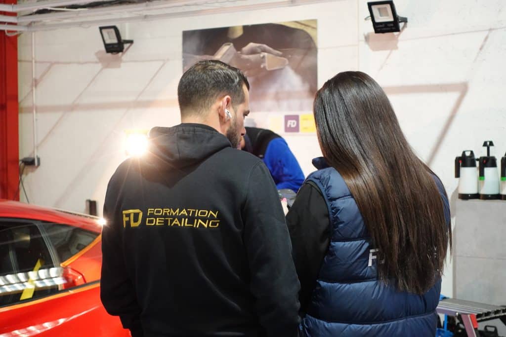 Formation Detailing Auto Devenez un expert dans l'entretien esthétique automobile